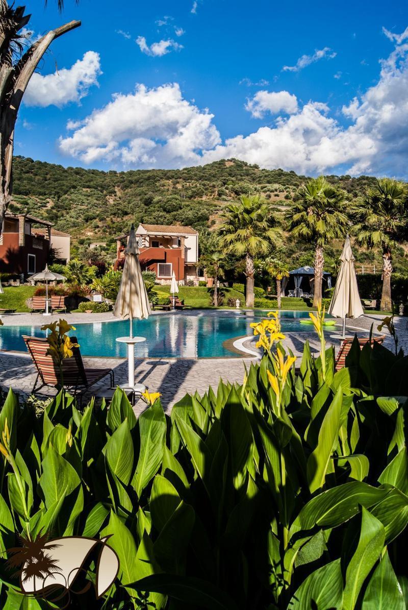 Alcantara Resort Di Charme Adults Only Gaggi Exterior photo