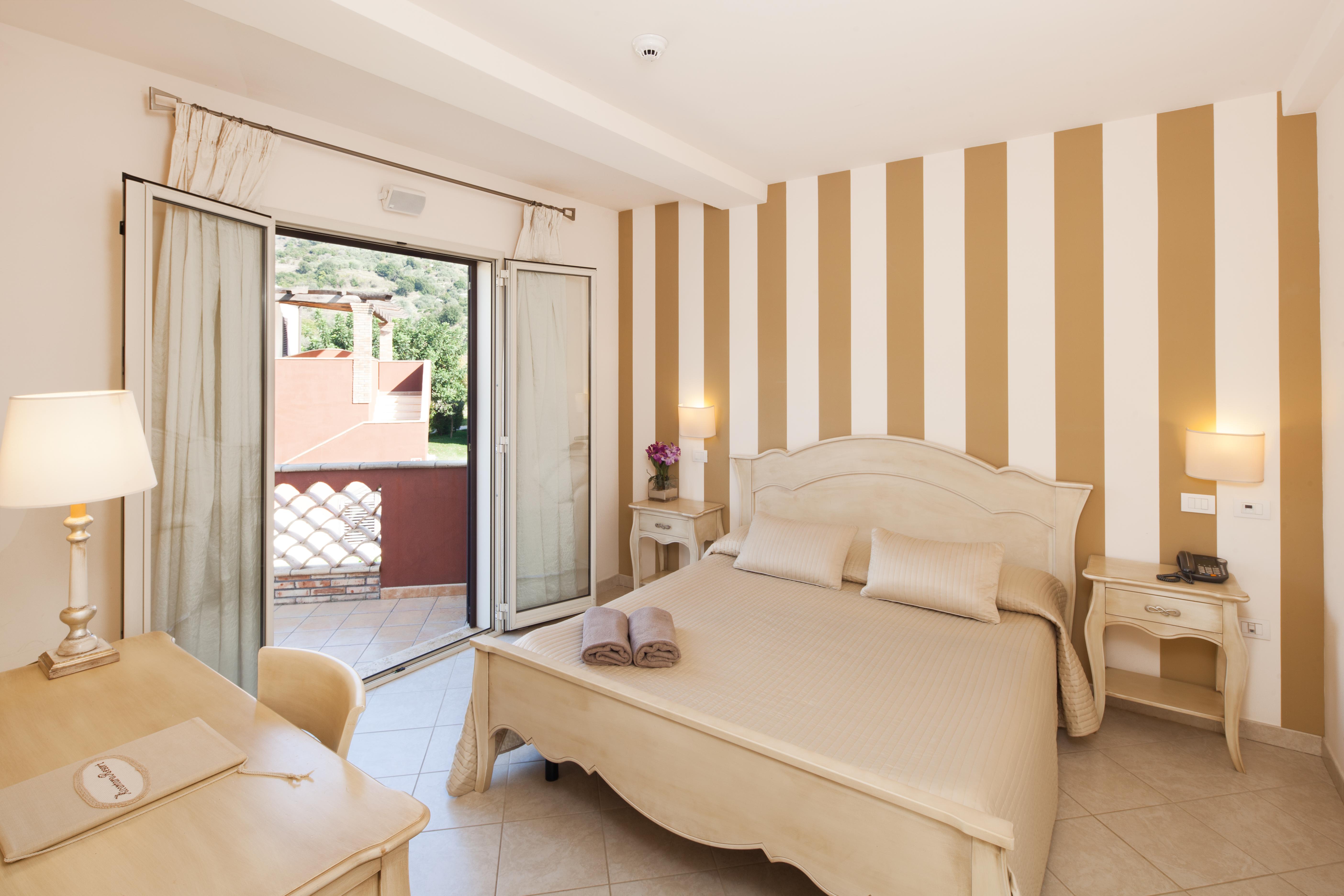 Alcantara Resort Di Charme Adults Only Gaggi Exterior photo