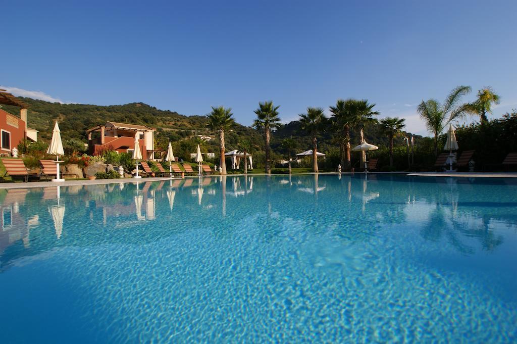 Alcantara Resort Di Charme Adults Only Gaggi Exterior photo